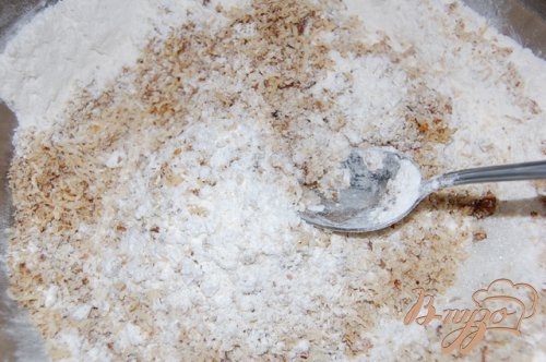 Ореховое песочное печенье из микроволновки Ореховое песочное печенье из микроволновки