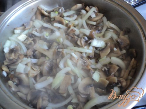 Блинный пирог с грибами и капустой. Блинный пирог с грибами и капустой.
