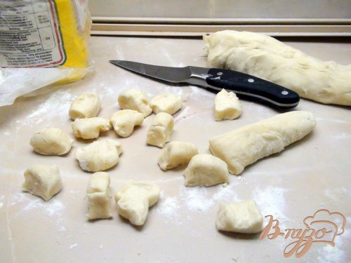 Молочный суп с творожными клёцками. Молочный суп с творожными клёцками.