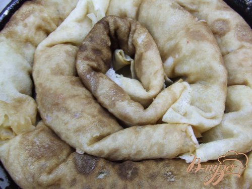 Блинный пирог с курицей и луком Блинный пирог с курицей и луком