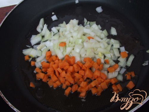 Блинный пирог с курицей и луком Блинный пирог с курицей и луком