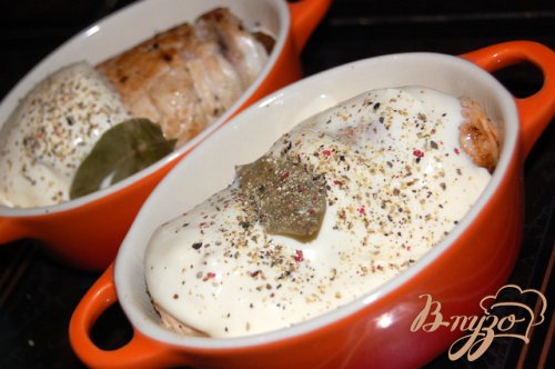 Куриный рулет с черносливом и изюмом Куриный рулет с черносливом и изюмом