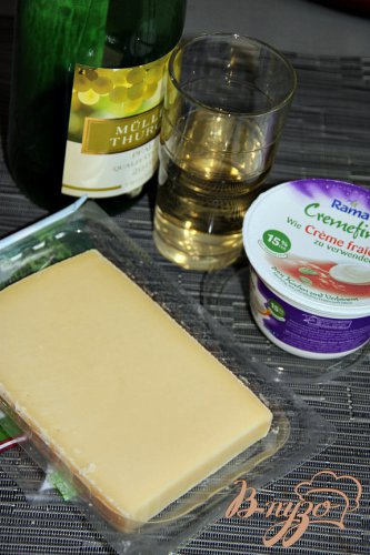 Картофельная запеканка по-швейцарски Картофельная запеканка по-швейцарски