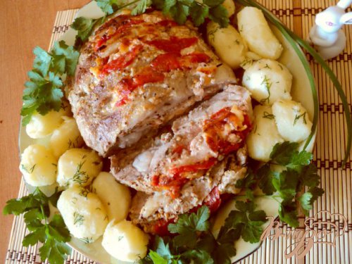 Свинина запеченная с сыром и помидорами. Свинина запеченная с сыром и помидорами.