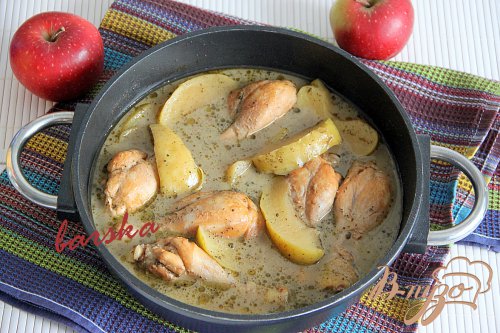 Куриные голени в яблоках Куриные голени в яблоках