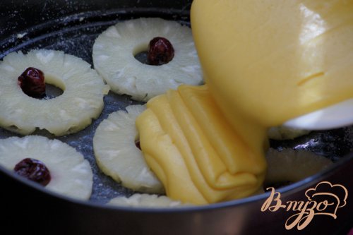 Пирог-перевертыш с ананасами Пирог-перевертыш с ананасами
