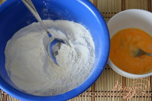 Маффины с клюквой и камамбером Маффины с клюквой и камамбером