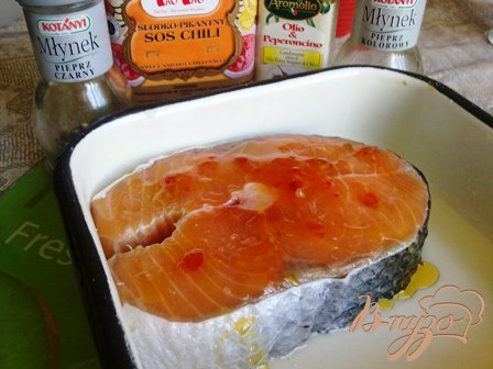 Стейк из форели с соусом из черешни Стейк из форели с соусом из черешни