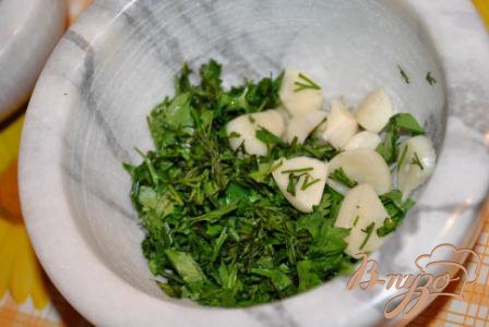 Молодой картофель с чесноком и зеленью Молодой картофель с чесноком и зеленью