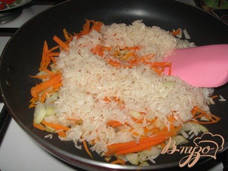 Ризотто с кабачками, зеленым горошком и грибами. Ризотто с кабачками, зеленым горошком и грибами.