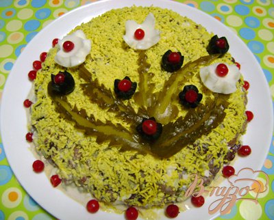Салат с печенью и фасолью Салат с печенью и фасолью