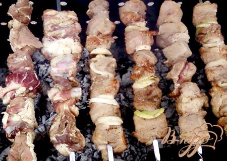 Шашлык из свинины в пряном маринаде Шашлык из свинины в пряном маринаде