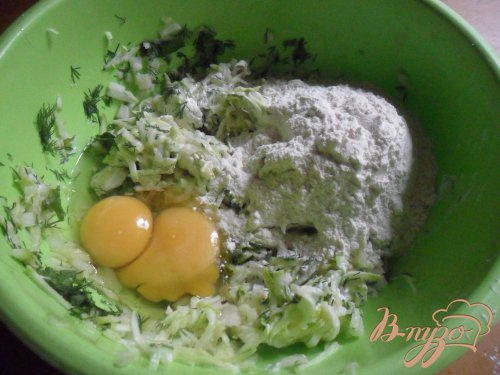 Латкес из цукини с козьим сыром Латкес из цукини с козьим сыром