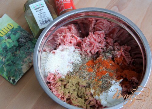 Мясные шарики в пряном томатном соусе с фетой Мясные шарики в пряном томатном соусе с фетой