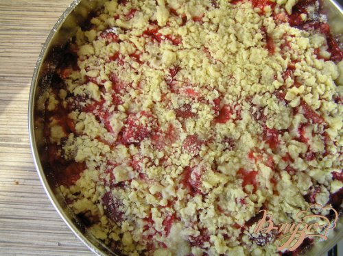Сочный клубничный пирог Сочный клубничный пирог