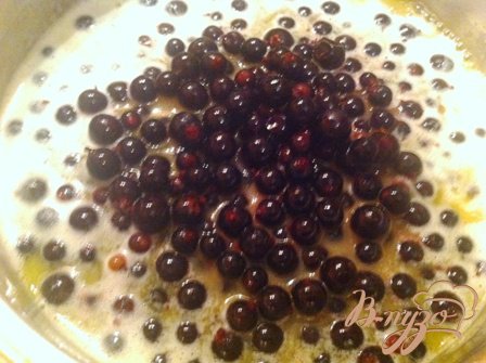 Соус из черной смородины Соус из черной смородины