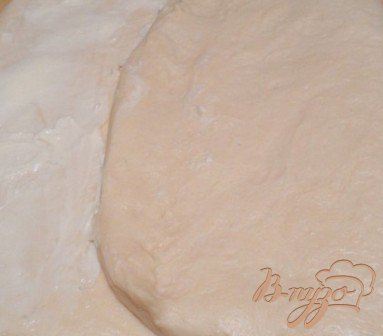 Ватрушка с творогом и изюмом Ватрушка с творогом и изюмом
