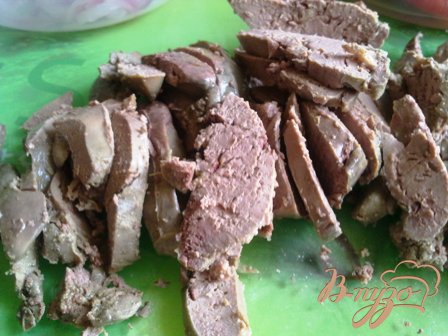 Теплый салат с куриной печенью и запеченым перцем Теплый салат с куриной печенью и запеченым перцем