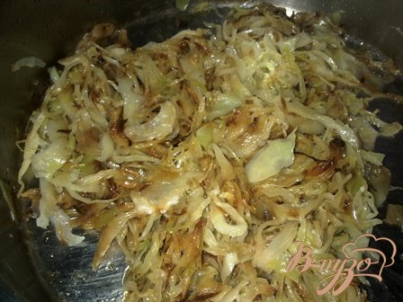 Пирог с капустой и грибами Пирог с капустой и грибами