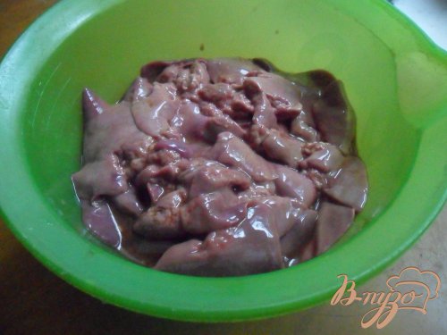 Куриная печень со сливами и мёдом Куриная печень со сливами и мёдом