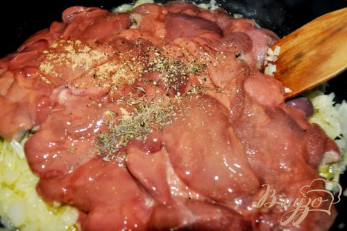 Пате из куриной печени с гранатовым желе Пате из куриной печени с гранатовым желе
