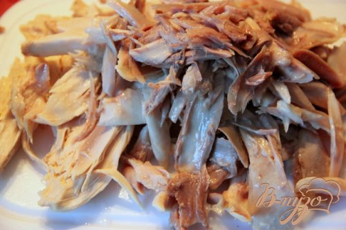 Горшочки с отварной курицей, грибами и овощами Горшочки с отварной курицей, грибами и овощами