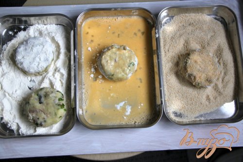Картофельные котлеты с копчёной скумбрией и грибами Картофельные котлеты с копчёной скумбрией и грибами