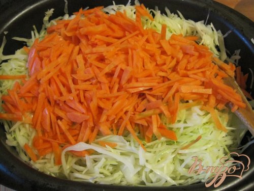 Капуста тушеная с сосисками Капуста тушеная с сосисками