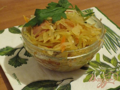 Капуста тушеная с сосисками Капуста тушеная с сосисками