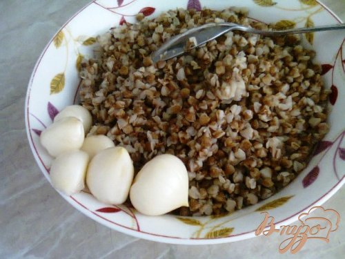Курица фаршированная гречкой. Курица фаршированная гречкой.