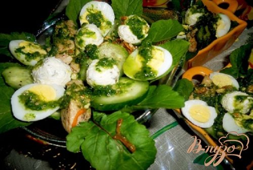Салат с курицей и сыром Салат с курицей и сыром