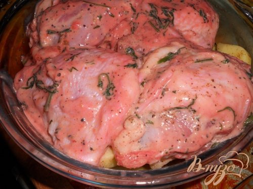 Картошка с бедрышками Картошка с бедрышками