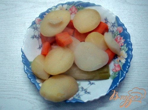 Суп с горошком, фасолью и сыром Суп с горошком, фасолью и сыром