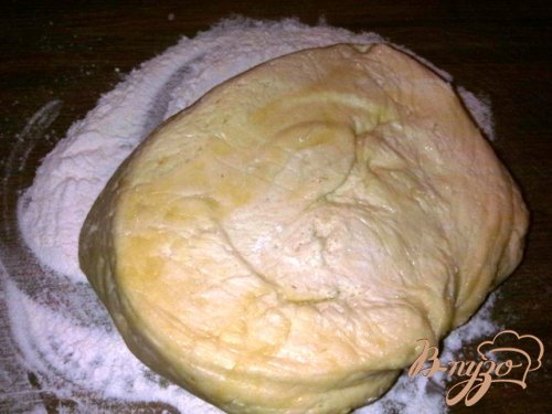 Пирожки с карамелизованным луком и яйцом Пирожки с карамелизованным луком и яйцом