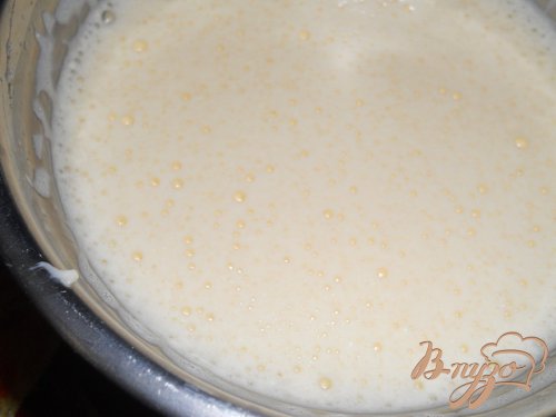 Бриошь с вишней и орехом Бриошь с вишней и орехом