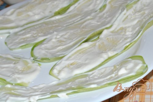 Куриные рулетики с кабачком на пару Куриные рулетики с кабачком на пару