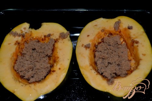 Тыква акорн с орехами и клюквой Тыква акорн с орехами и клюквой