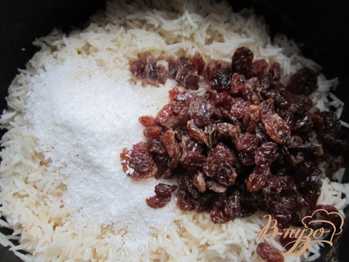 Кокосовый рис с изюмом Кокосовый рис с изюмом