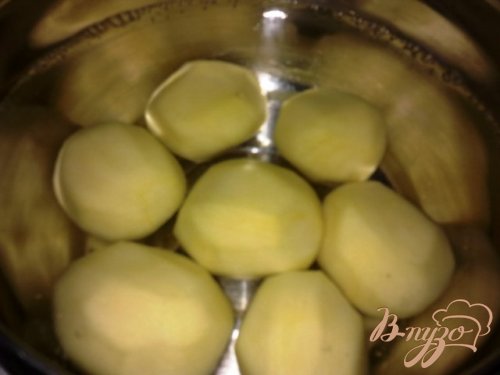 Картофель с чесноком. Картофель с чесноком.