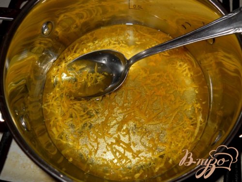 Желе из шампанского с клубникой Желе из шампанского с клубникой