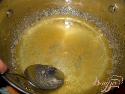 Желе из шампанского с клубникой Желе из шампанского с клубникой