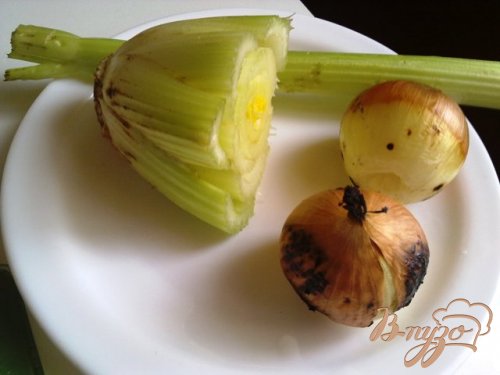 Холодец из курицы и говядины. Холодец из курицы и говядины.