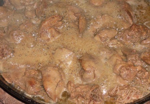 Куриная печень с грибами Куриная печень с грибами