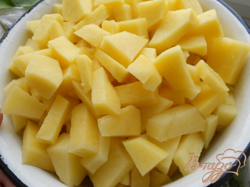 Зеленый борщ с курицей и томатом Зеленый борщ с курицей и томатом