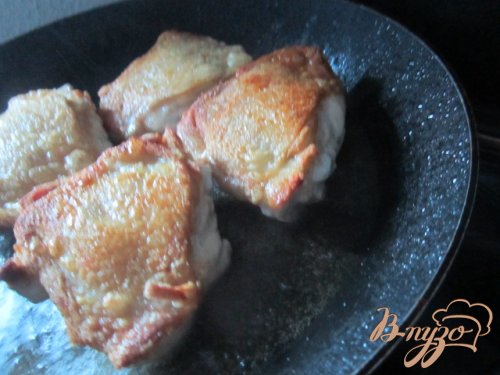 Куриные бедрышки в горчично-персиковой глазури Куриные бедрышки в горчично-персиковой глазури