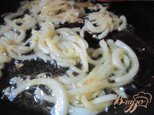 Куриная печень с яблоками и клюквой Куриная печень с яблоками и клюквой