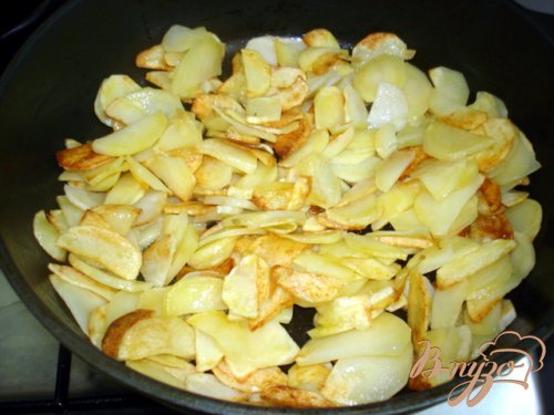 Картошка жареная с грибами Картошка жареная с грибами