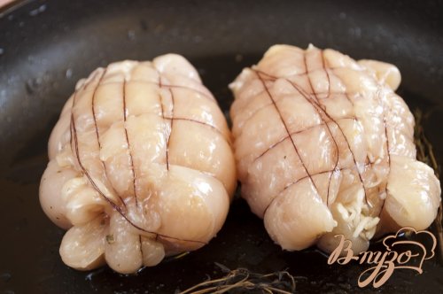 Рулетики куриные с персиком Рулетики куриные с персиком