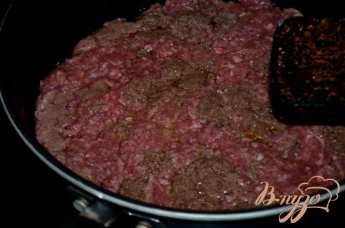 Мясной пирог с грибами в горшочках Мясной пирог с грибами в горшочках