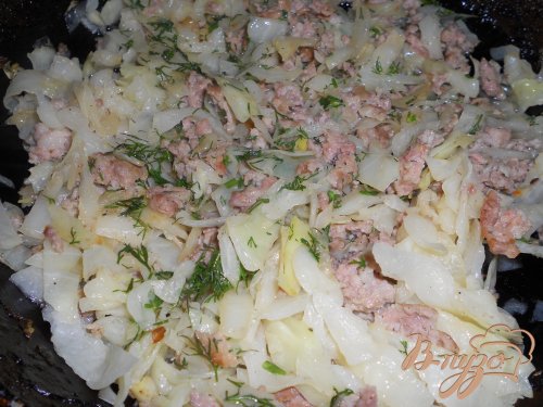 Наливной пирог с капустой и фаршем Наливной пирог с капустой и фаршем